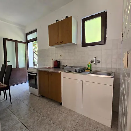 شقة Kralj Mljet